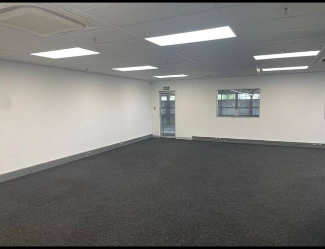 INDUSTRIAL PROPERTY TO RENT IN HALFWAY HOUSE